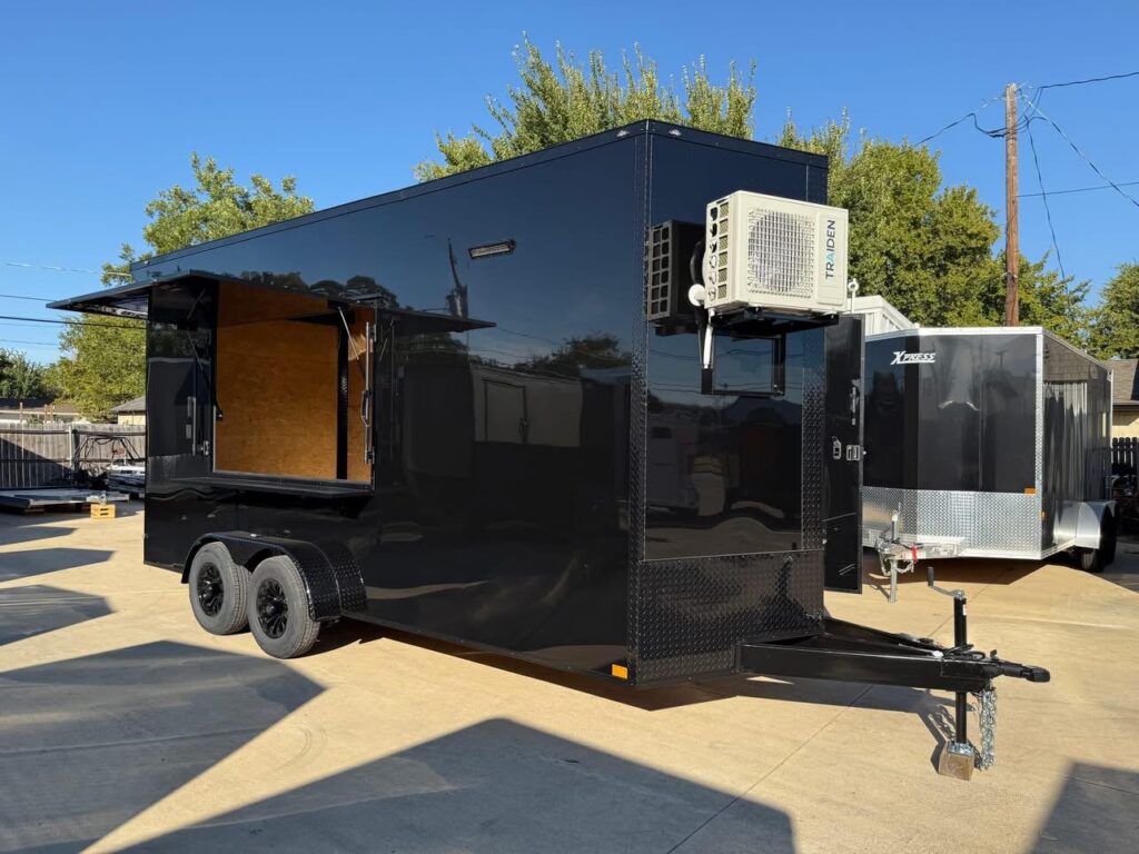 7x18 V-Nose Enclosed/Cargo Trailer